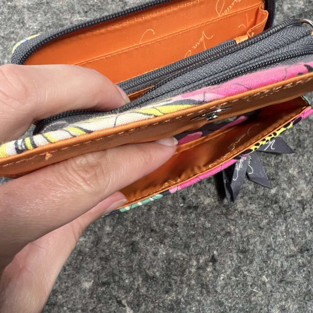 Vera Bradley Jazzy Blooms All In One Crossbody Wallet Organizer Wristlet Floral - Picture 14 of 16